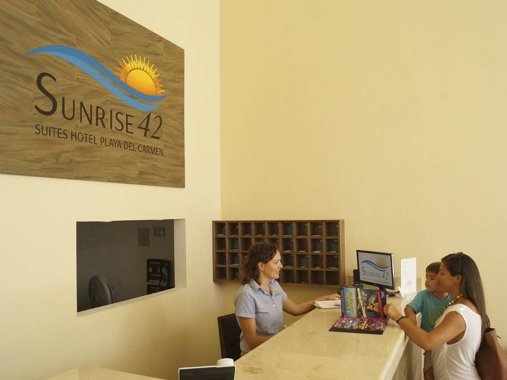 Sunrise 42 Suites Hotel Πλάγια Ντελ Κάρμεν Εξωτερικό φωτογραφία